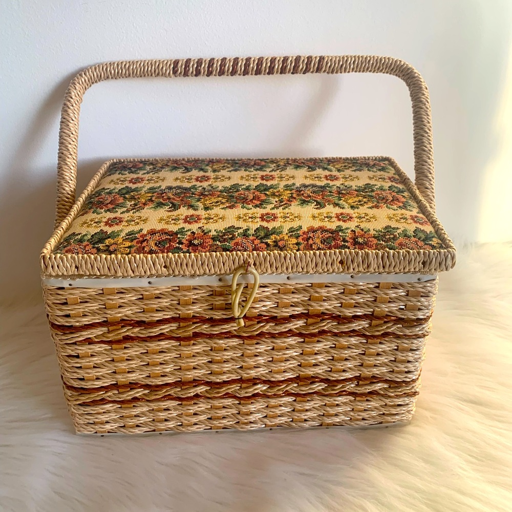 Vintage Singer Wicker Sewing Basket with Floral Brocade Lid & Pin Cushion Inner